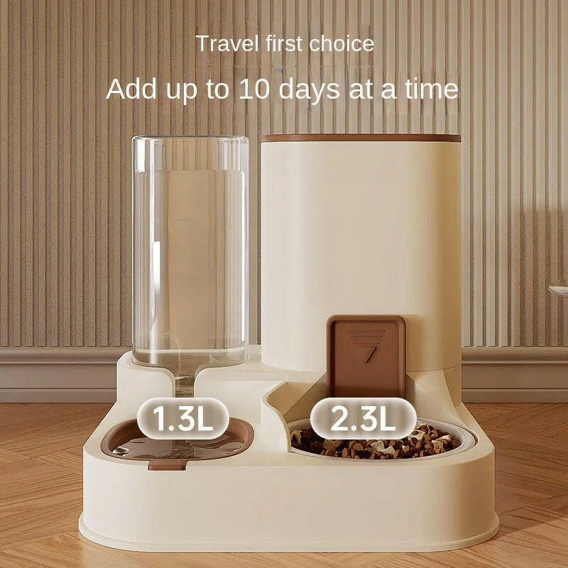 New Pet Cat Large Capacity Water Dispenser.